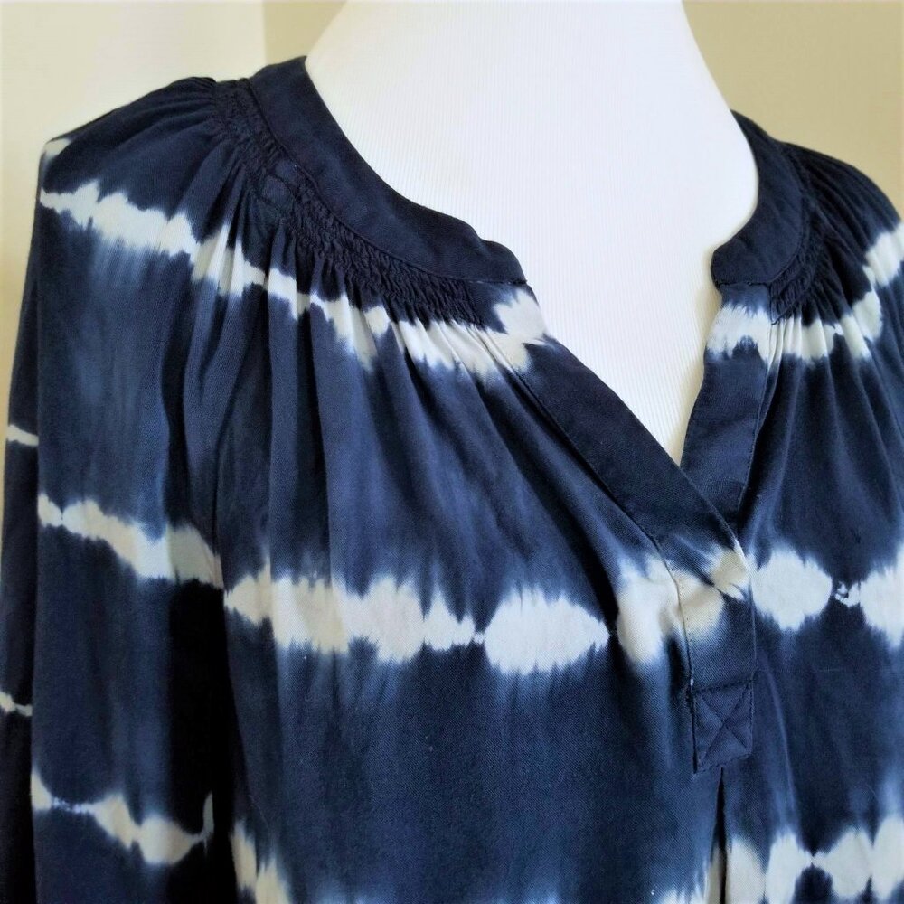 Crown & Ivy Brand Top, Blouse. Navy Blue, White Tie Dye. Size Medium. - Picture 3 of 5